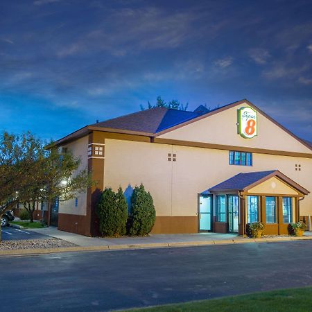 Super 8 By Wyndham Fairmont Exterior foto
