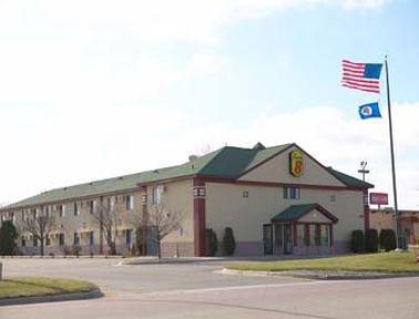 Super 8 By Wyndham Fairmont Exterior foto